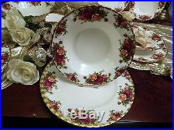 Edles Speiseservice Royal Albert England Old Country Roses mit Suppenteller top