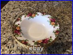 Eight Royal Albert Old Country Roses 8 inch Rimmed Soup Bowls