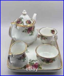 Elegant 6-Piece Miniature Tea Set Royal Albert Old Country Roses Elegant 6-Piece Miniature Tea Set Royal Albert Old Country Roses