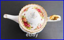 Elegant Original 1962 Vintage Royal Albert Old Country Roses Teapot