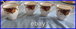 Elegantly Beautiful Royal Albert Old Country Rose (4) Footed Mugs Rare England