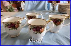 Elegantly Beautiful Royal Albert Old Country Rose (4) Footed Mugs Rare England