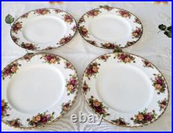 Elegantly Beautiful Royal Albert Old Country Rose Dinnerware Set For 4. Mint