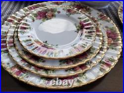 Elegantly Beautiful Royal Albert Old Country Rose Dinnerware Set For 4. Mint