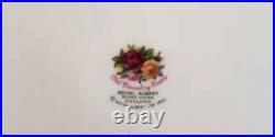 Elegantly Beautiful Royal Albert Old Country Rose Dinnerware Set For 4. Mint