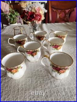 Elegantly Beautiful Royal Albert Old Country Rose Montrose 7 Set