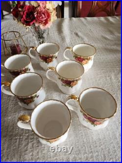Elegantly Beautiful Royal Albert Old Country Rose Montrose 7 Set