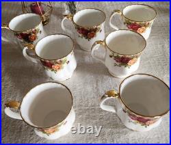 Elegantly Beautiful Royal Albert Old Country Rose Montrose 7 Set