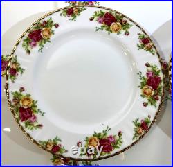 Eleven (11) Royal Albert Old Country Roses 10.5 Dinner Plates Active Pattern