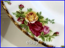 Eleven (11) Royal Albert Old Country Roses 10.5 Dinner Plates Active Pattern