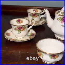 England Royal Albert Old Country Roses Le Petite Tea Set Mini Miniature NOS