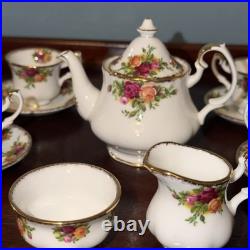 England Royal Albert Old Country Roses Le Petite Tea Set Mini Miniature NOS