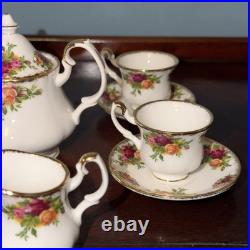 England Royal Albert Old Country Roses Le Petite Tea Set Mini Miniature NOS