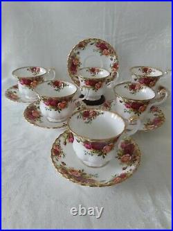 English Bone China Royal Albert Set of Six Cups and Saucers Old Country Roses