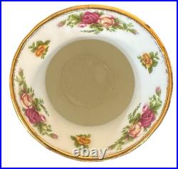 English Porcelain Floral Vase Old Country Roses Vase 1962 Royal Albert