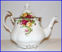Exquisite Large Royal Albert England Bone China Old Country Roses Tea Pot