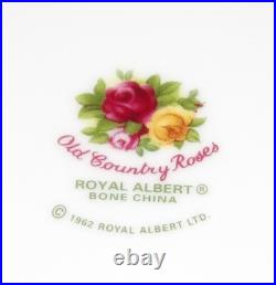 Exquisite Large Royal Albert England Bone China Old Country Roses Tea Pot