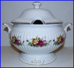 Gorgeous Royal Albert Fine China Old Country Roses Soup Tureenno Ladle