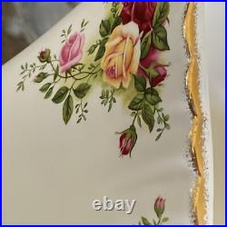 Gorgeous! Royal Albert OLD COUNTRY ROSES Vase 9.5 22K Gold Hand Painted Trim