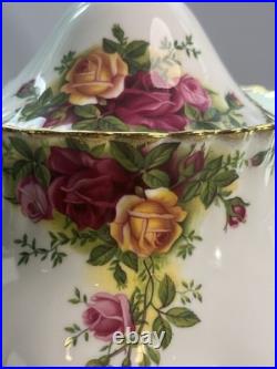 H911 Royal Albert Old Country Roses Tea Set Teapot Sugar Creamer 4 Cups Saucers