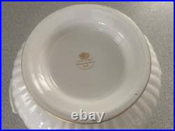HTF 2007 Royal Albert Old Country Roses Gold 9 Round Serving Bowl withHandles