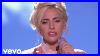 Lady_Gaga_Million_Reasons_Live_At_Royal_Variety_Performance_01_nx