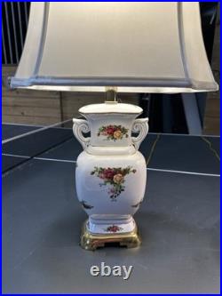 Lamp Old Country Roses Fine English Bone China, Collectors Items With Shade