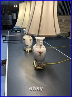 Lamp Old Country Roses Fine English Bone China, Collectors Items With Shade