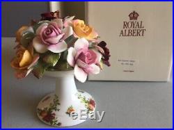 Lot 1962 ROYAL ALBERT OLD COUNTRY ROSES TALL POSY BOWL BOUQUET CENTER PIECE AG