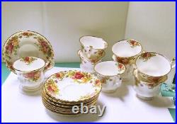 Lot Of 8 Royal Albert Old Country Roses Footed Cups And Saucers Montrose Style