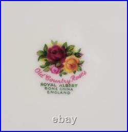 Lot of 6 Vintage Royal Albert Old Country Roses Bone China 10.5 Dinner Plates