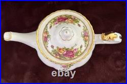 NEW Royal Albert Old Country Roses 3 Piece Tea Set & Salt And Pepper Shakers