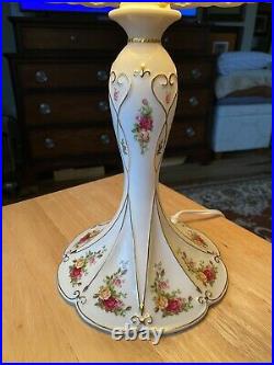 NWT Porcelain Royal Albert Old Country Rose Lamp 16 tall
