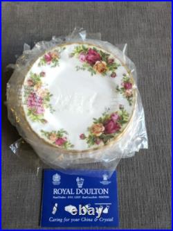 New 8 Royal Albert Old Country Roses 6 1/4 Bread Plates with Gold Trim England New 8 Royal Albert Old Country Roses 6 1/4 Bread Plates with Gold Trim England