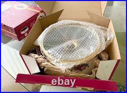 New In Box! Rare! Stunning! Royal Albert Old Country Roses 5.2L Soup Tourenne