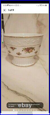 New Royal Albert Old Country Roses Pedestal Porcelain Fluted Punch Bowl Console