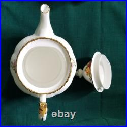 New Royal Albert Old Country Roses Tea Pot Creamer Sugar Bowl 4 Cups & Saucers New Royal Albert Old Country Roses Tea Pot Creamer Sugar Bowl 4 Cups & Saucers