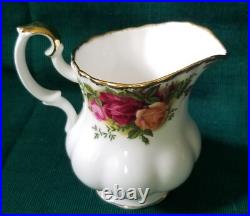 New Royal Albert Old Country Roses Tea Pot Creamer Sugar Bowl 4 Cups & Saucers New Royal Albert Old Country Roses Tea Pot Creamer Sugar Bowl 4 Cups & Saucers