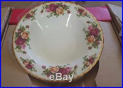 New in Box Royal Albert Old Country Roses 20 Piece China Dinnerware Set for 4