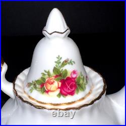 New open box Royal Albert Old Country Roses Le Petite Mini Tea Set 9 pcs 2002 New open box Royal Albert Old Country Roses Le Petite Mini Tea Set 9 pcs 2002