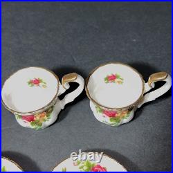 New open box Royal Albert Old Country Roses Le Petite Mini Tea Set 9 pcs 2002 New open box Royal Albert Old Country Roses Le Petite Mini Tea Set 9 pcs 2002