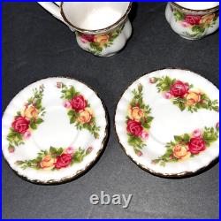 New open box Royal Albert Old Country Roses Le Petite Mini Tea Set 9 pcs 2002 New open box Royal Albert Old Country Roses Le Petite Mini Tea Set 9 pcs 2002