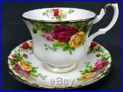 OLD COUNTRY ROSES 20 PIECE DINNER / TEA SET, 1st QUALITY, VGC, ROYAL ALBERT