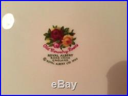 OLD COUNTRY ROSES 40 PIECES EIGHT 5PC PLACE SETTINGS ROYAL ALBERT 1962 heirloom