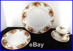 OLD COUNTRY ROSES Royal Albert Bone China 4 Piece PLACE SETTING Set of 4