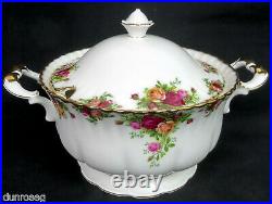 OLD COUNTRY ROSES SOUP TUREEN, 1st QUALITY, VGC, 1993-02, ENGLAND, ROYAL ALBERT