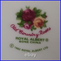 Old Country Rose's Royal Albert Bone China 1962 Lot OF 4 Dinner Plates 10 1/2in Old Country Rose's Royal Albert Bone China 1962 Lot OF 4 Dinner Plates 10 1/2in