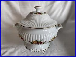 Old Country Roses -1962-Large Soup Or Vegetable Tureen With Lid