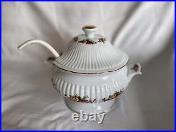 Old Country Roses -1962-Large Soup Or Vegetable Tureen With Lid