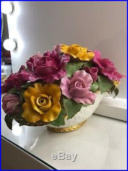 Old Country Roses 1962 Royal Albert Bone China Flower Basket Centerpiece Rare